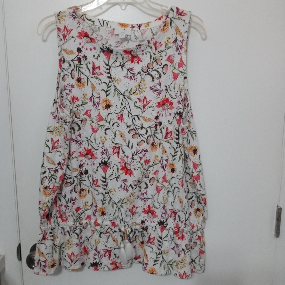 J. Jill sleeveless Embroidered Floral Cut out blouse Drawstring Ruffle Waist